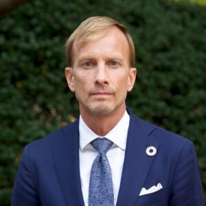 グローバルファンド新事務局長、マーク・ダイブル氏